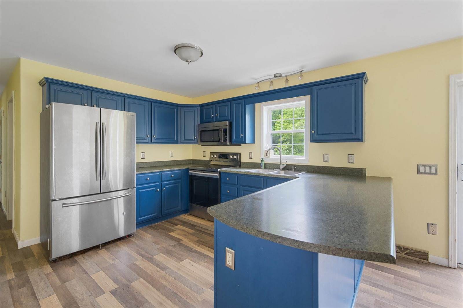 32 Barton Road, Windsor, ME 04363