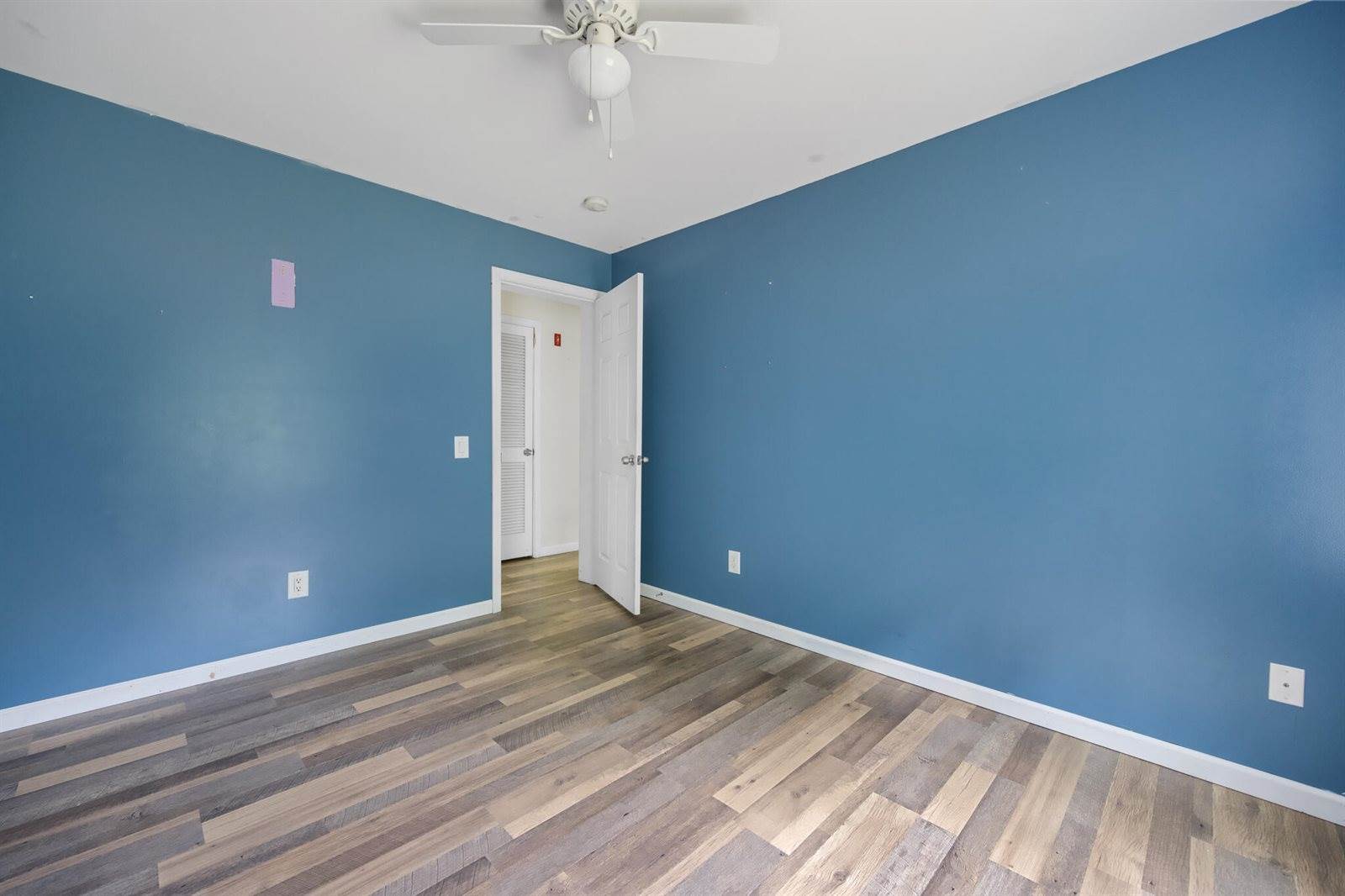 32 Barton Road, Windsor, ME 04363