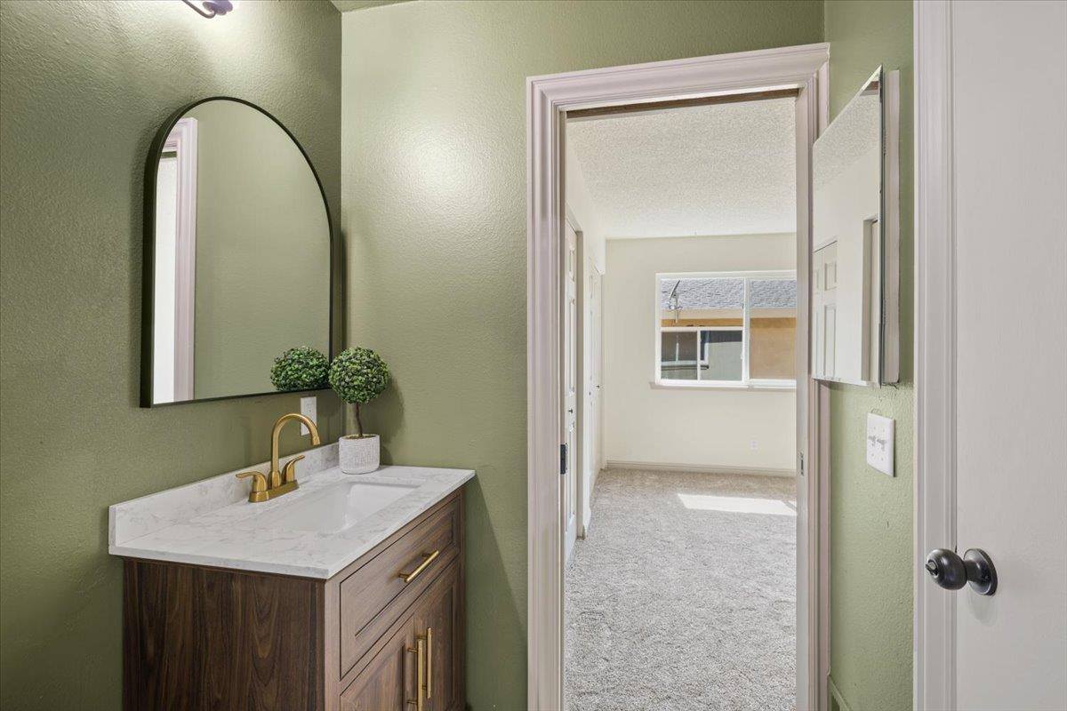 11520 Garnet Way, Auburn, CA 95602