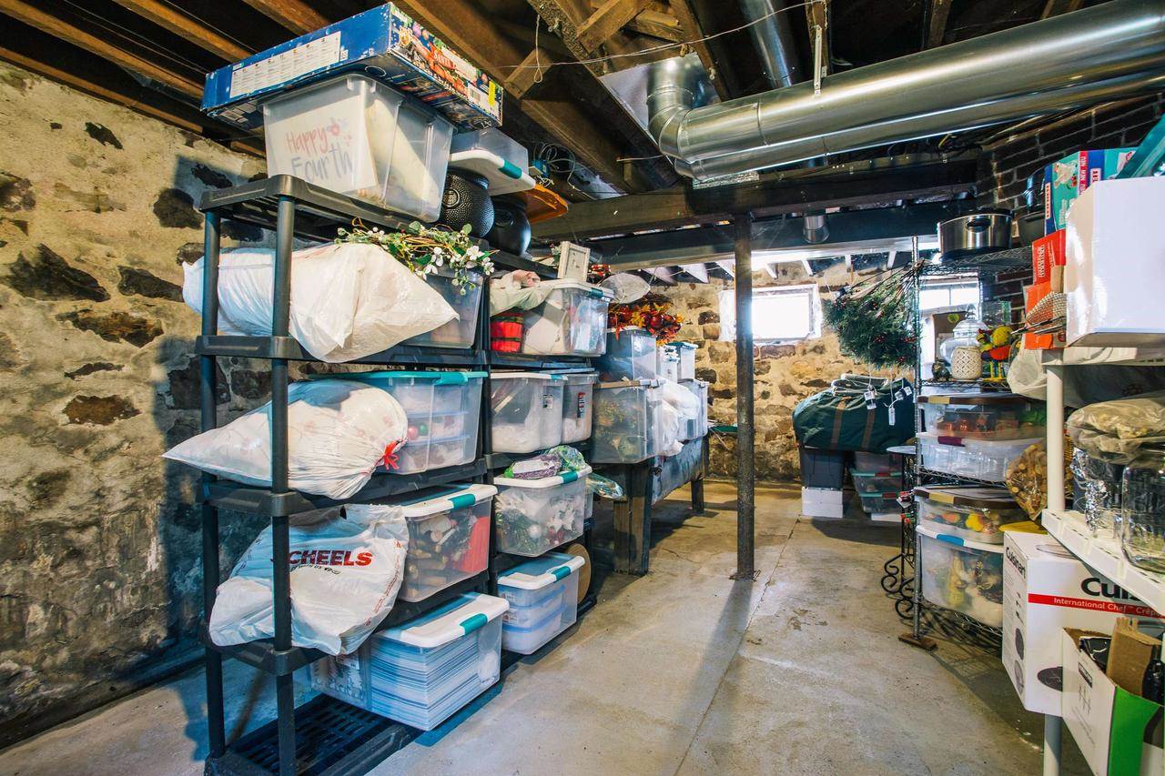 10 Hewett Street, Neillsville, WI 54456