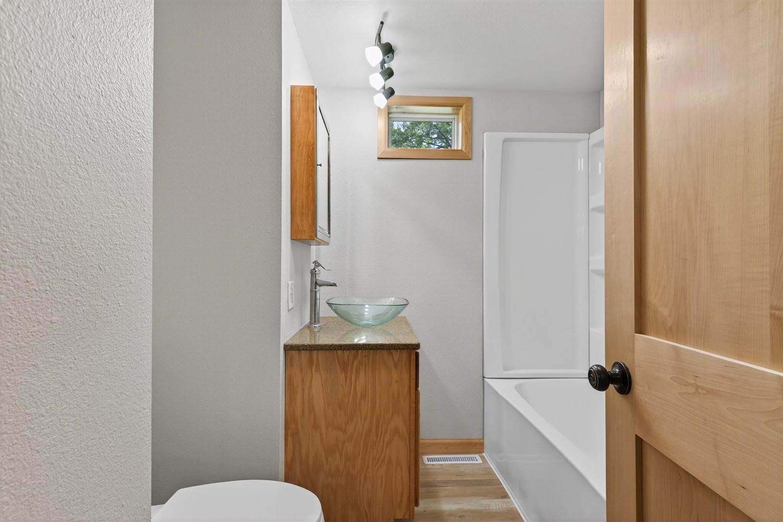 421 N 10th Avenue, Wisconsin Rapids, WI 54495