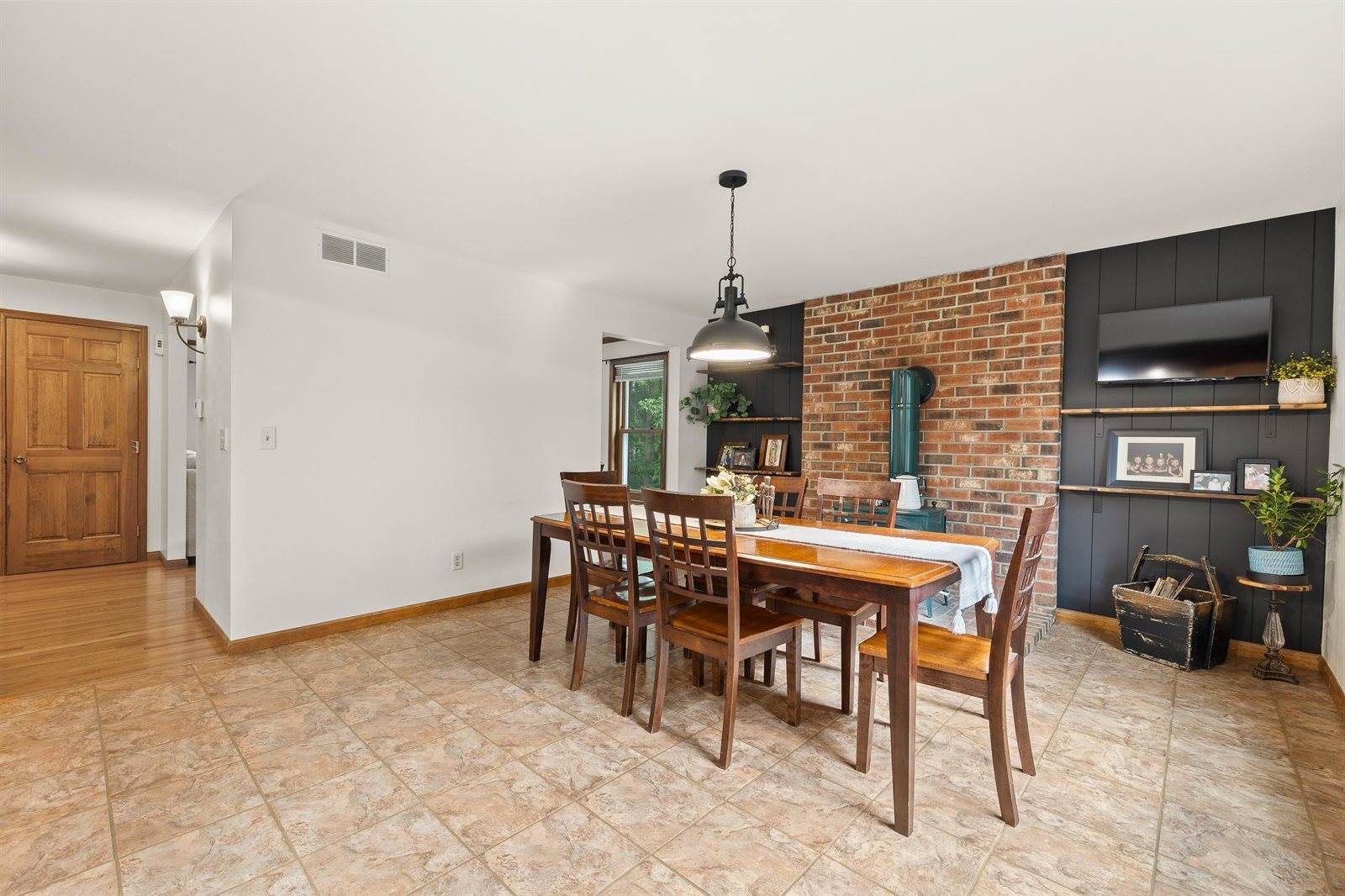 431 Crossbow Drive, Plover, WI 54467