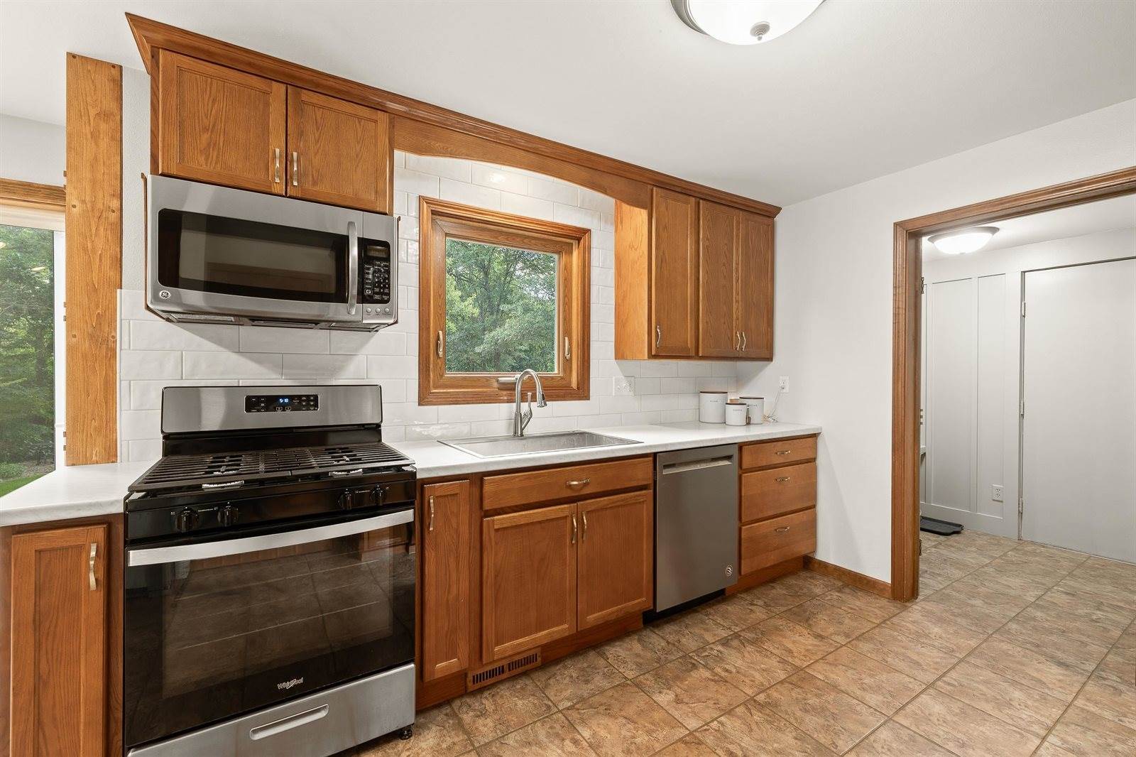 431 Crossbow Drive, Plover, WI 54467