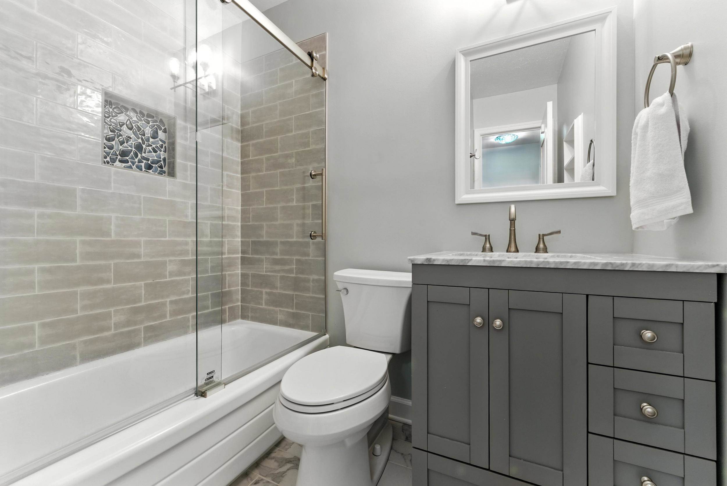 407 Bridge Street, Hampton, VA 23669