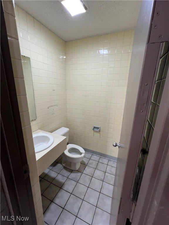 8433 South Avenue, Poland, OH 44514