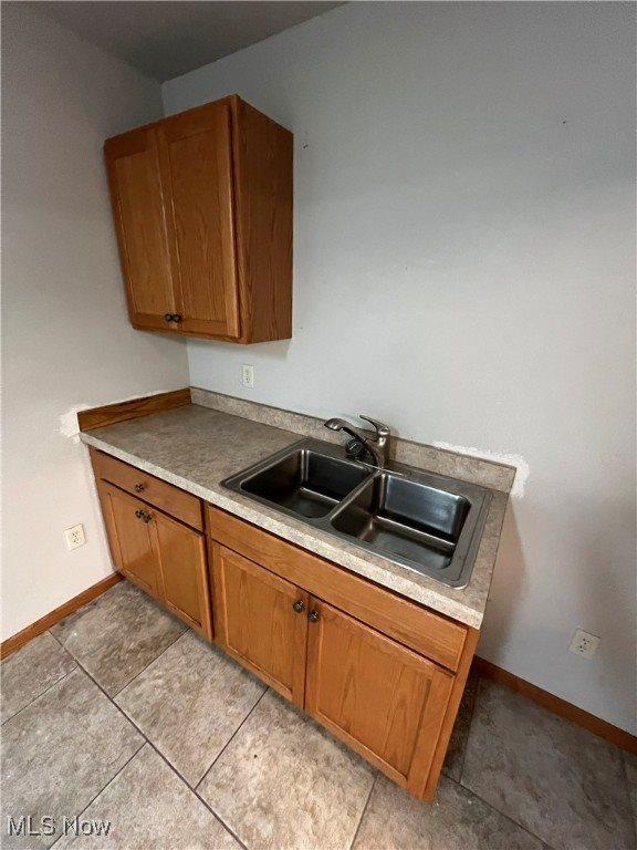 8433 South Avenue, Poland, OH 44514