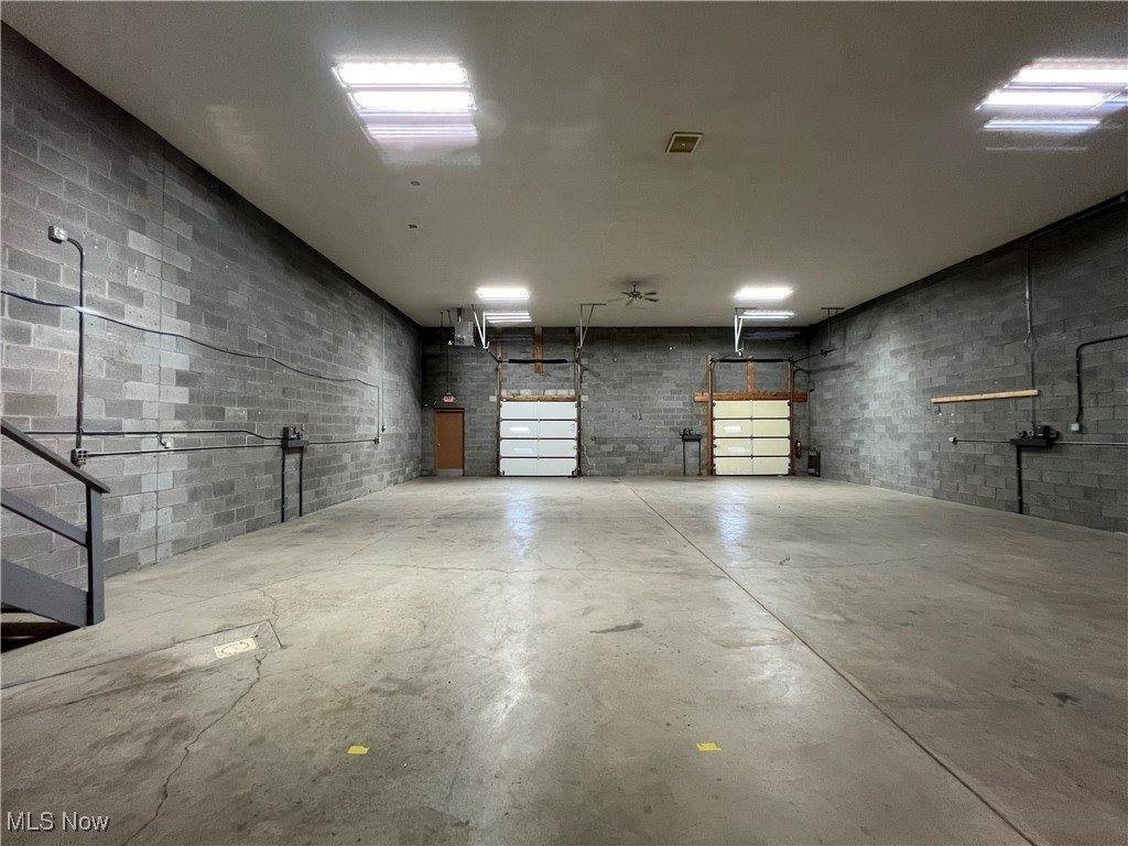 8433 South Avenue, Poland, OH 44514