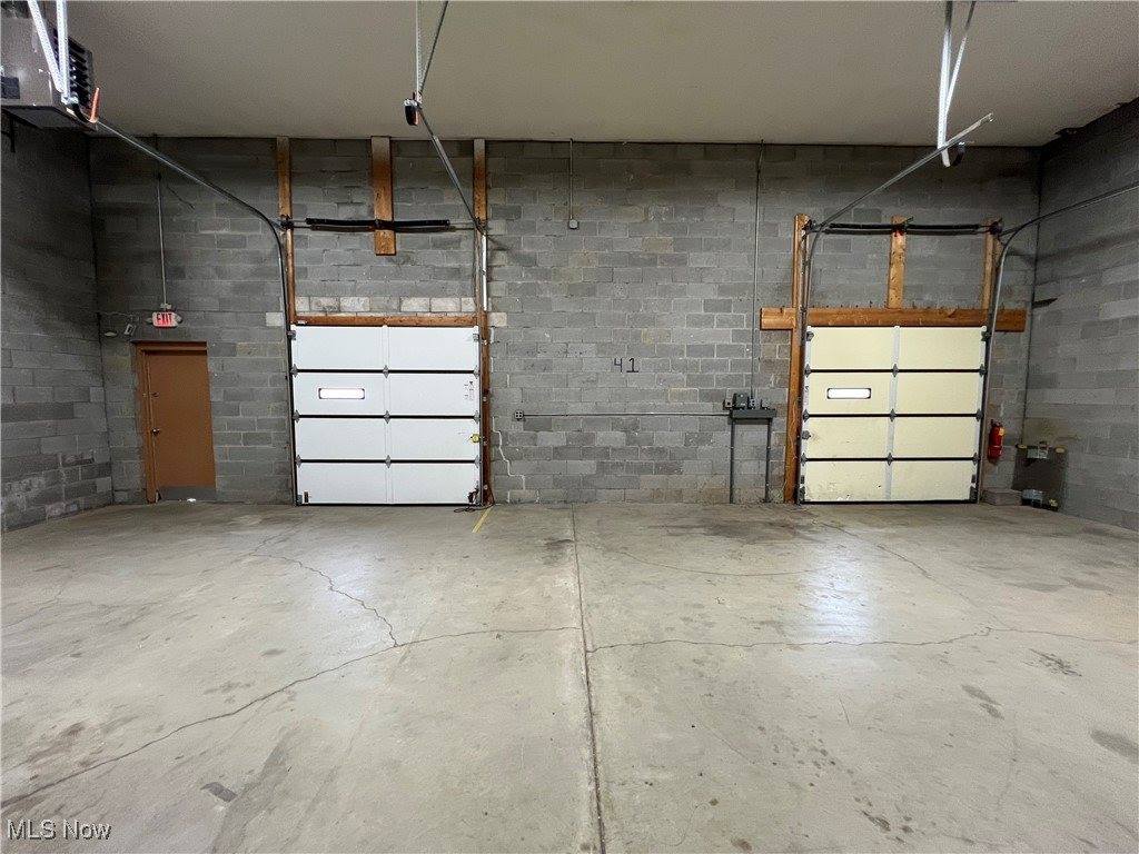 8433 South Avenue, Poland, OH 44514