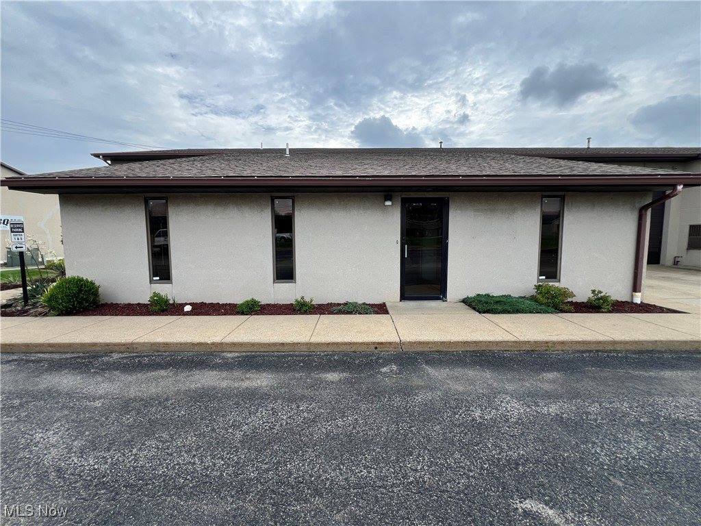 8433 South Avenue, Poland, OH 44514