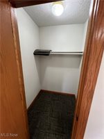 8433 South Avenue, Poland, OH 44514