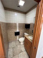 8433 South Avenue, Poland, OH 44514