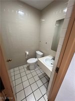 8433 South Avenue, Poland, OH 44514