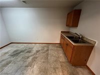 8433 South Avenue, Poland, OH 44514