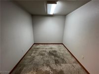 8433 South Avenue, Poland, OH 44514