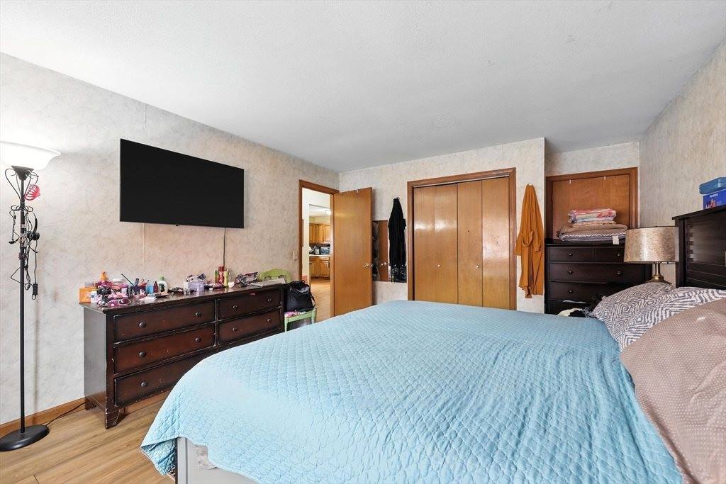 361 Parkerview St, Springfield, MA 01129