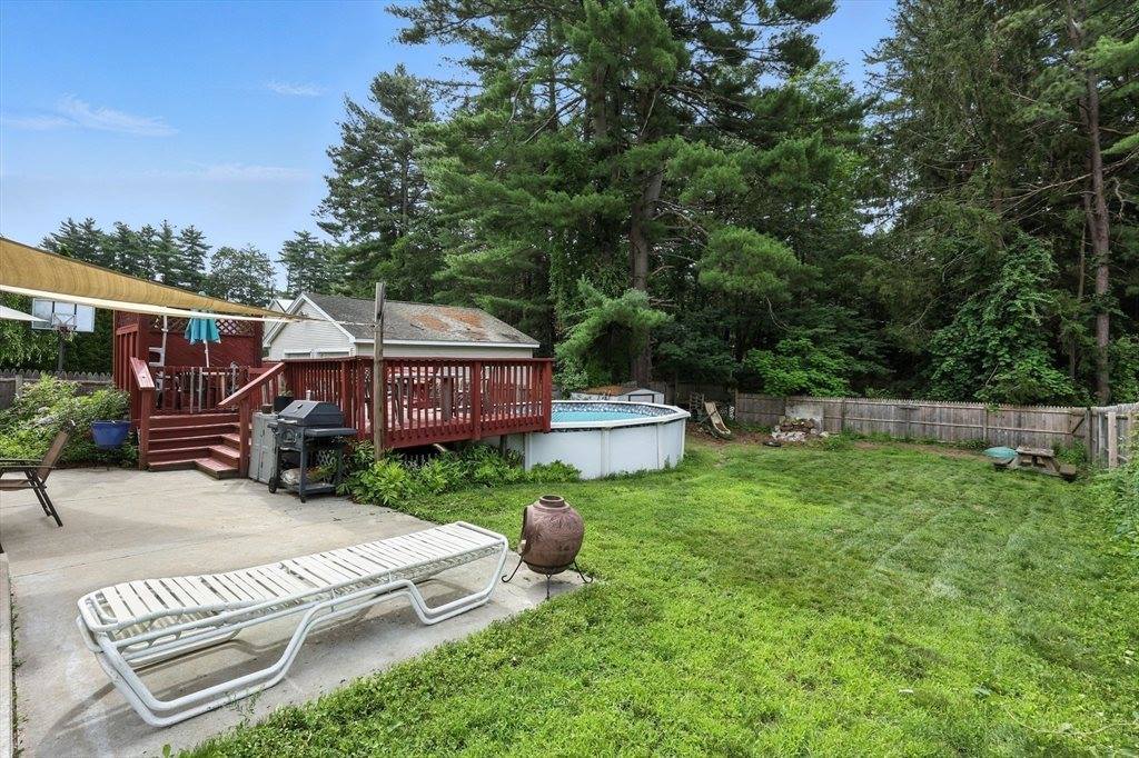 361 Parkerview St, Springfield, MA 01129