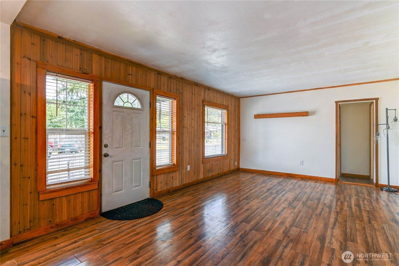 203 East 4th Street, Bucoda, WA 98530