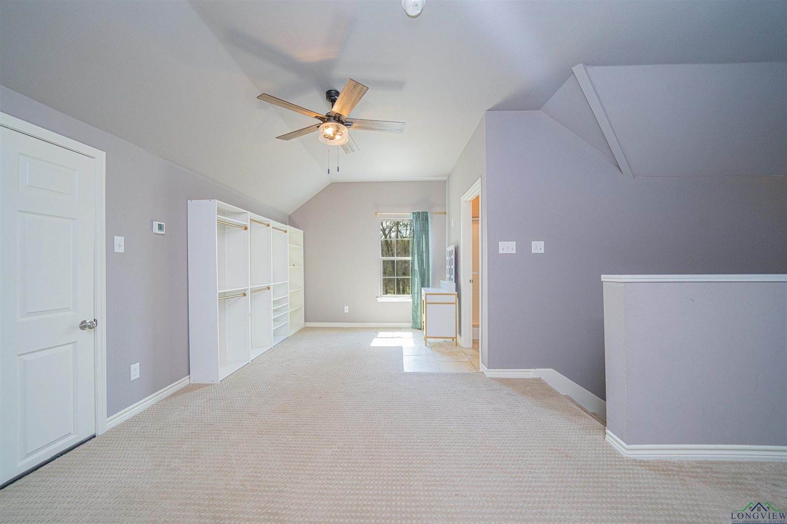 415 Bob White Dr, Gilmer, TX 75645