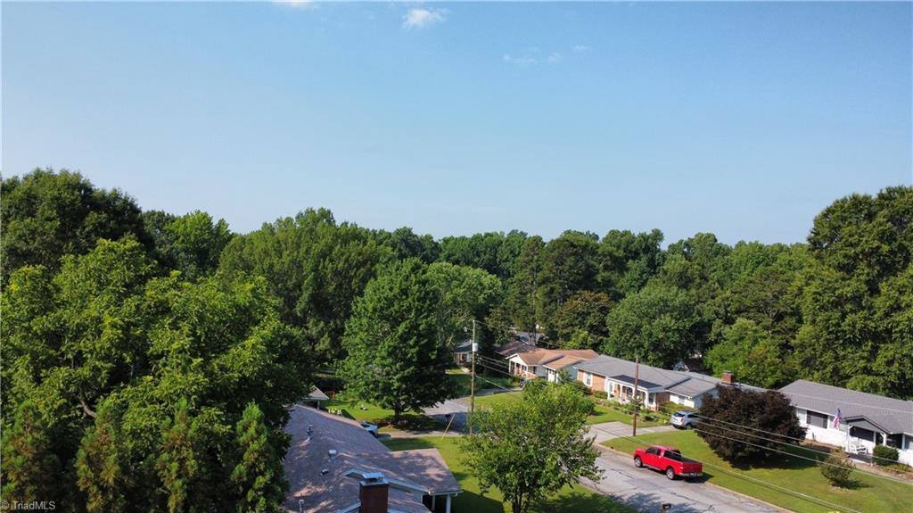 3412 Cloverdale Drive, Greensboro, NC 27408