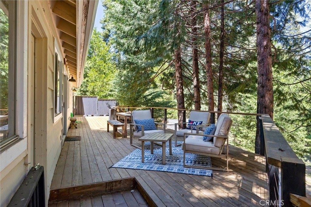 910 Clifford Drive, Almanor, CA 96137