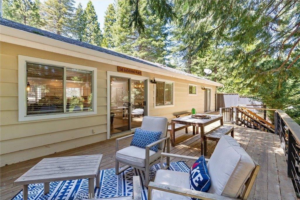 910 Clifford Drive, Almanor, CA 96137