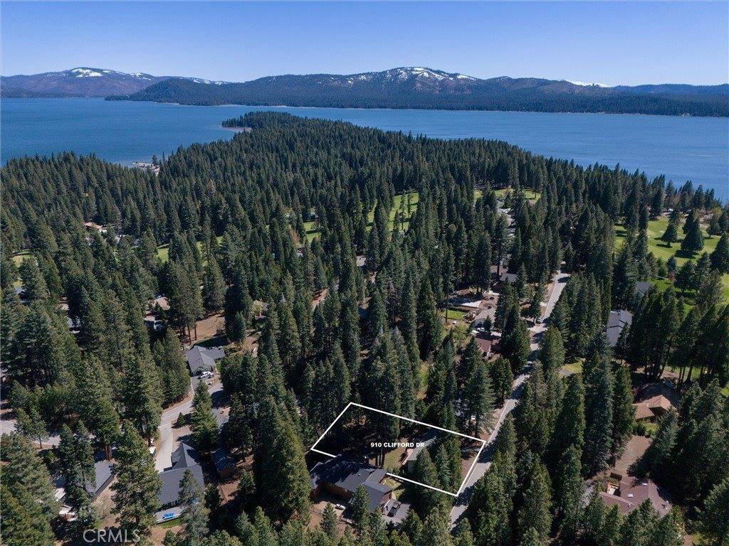 910 Clifford Drive, Almanor, CA 96137