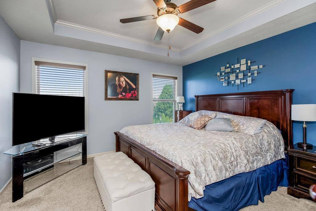 488 South 137th Place, Bonner Springs, KS 66012