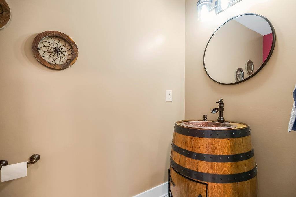 488 South 137th Place, Bonner Springs, KS 66012