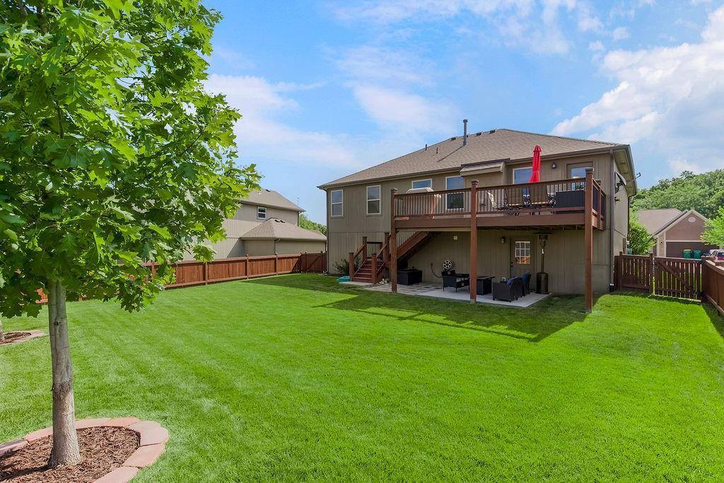 488 South 137th Place, Bonner Springs, KS 66012