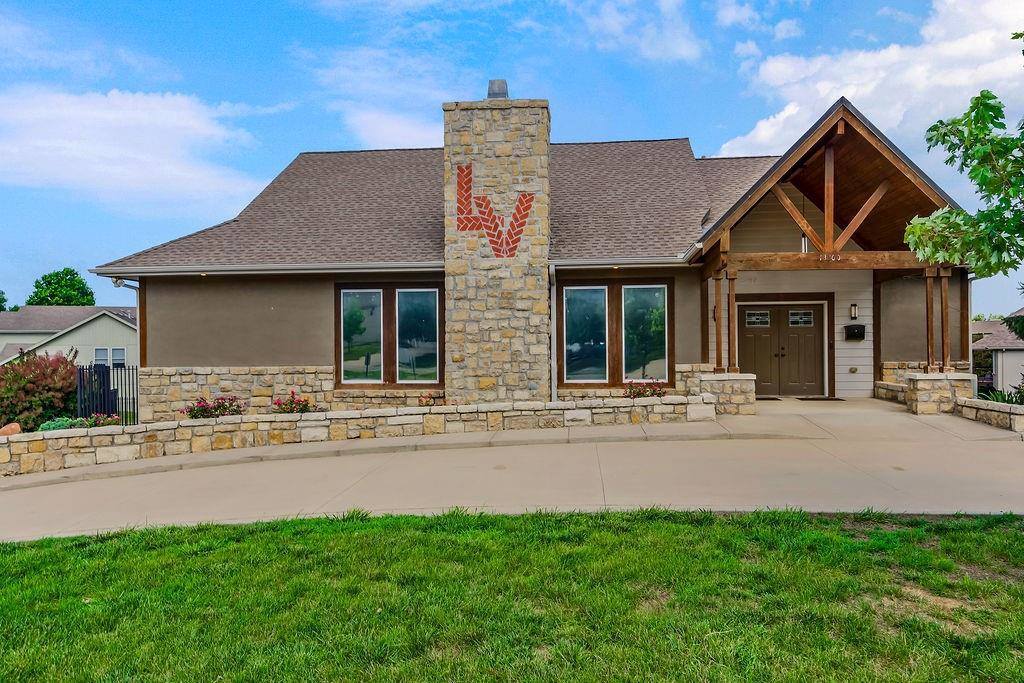 488 South 137th Place, Bonner Springs, KS 66012