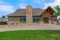 488 South 137th Place, Bonner Springs, KS 66012