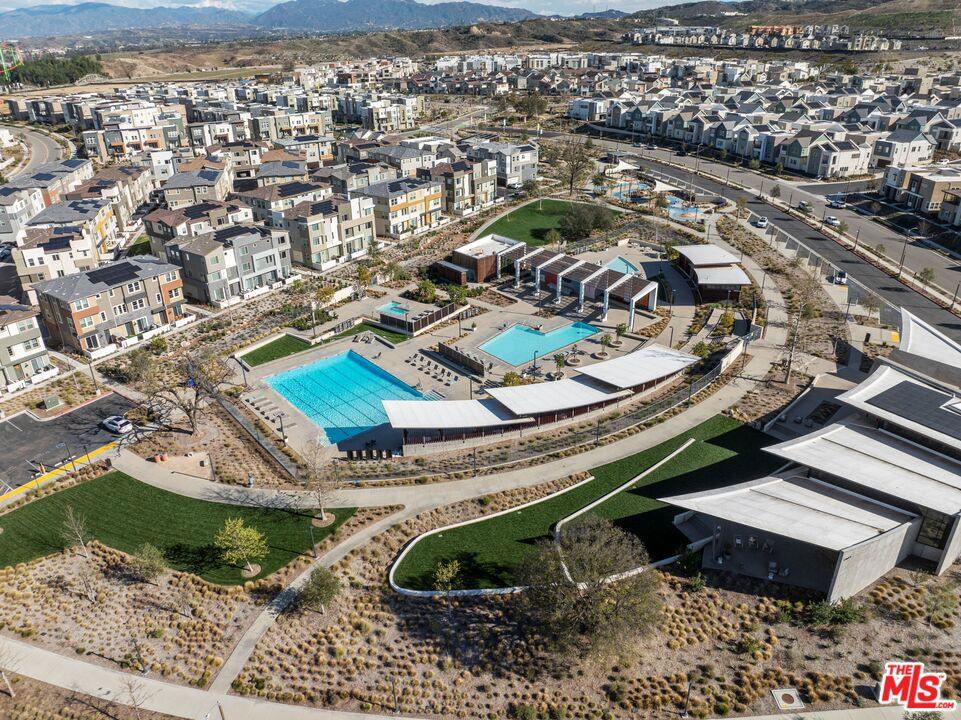 27717 Knoll View Place, Valencia, CA 91381