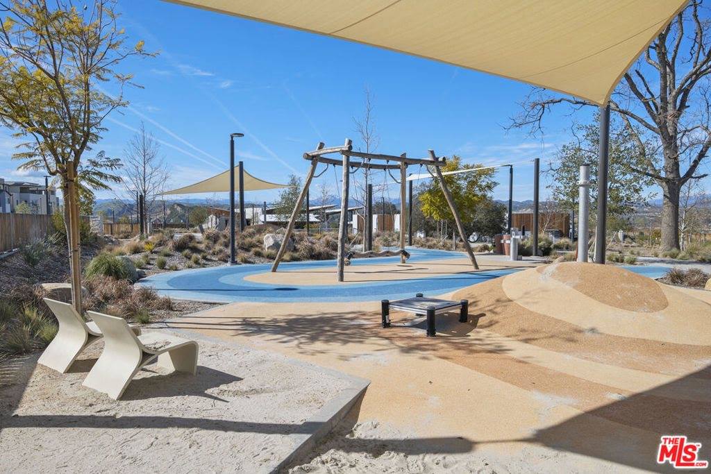 27717 Knoll View Place, Valencia, CA 91381