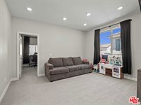 27717 Knoll View Place, Valencia, CA 91381