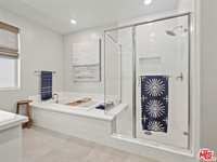 27717 Knoll View Place, Valencia, CA 91381