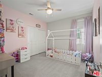 27717 Knoll View Place, Valencia, CA 91381