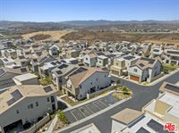 27717 Knoll View Place, Valencia, CA 91381