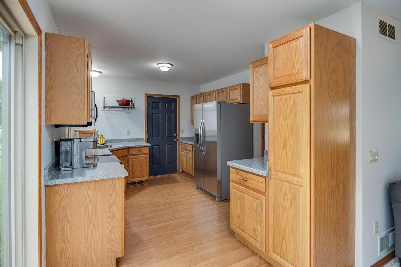 639 Meadow Trace, Deerfield, WI 53531