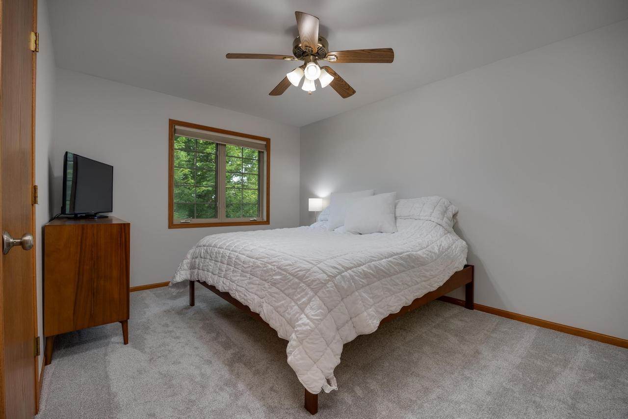 639 Meadow Trace, Deerfield, WI 53531