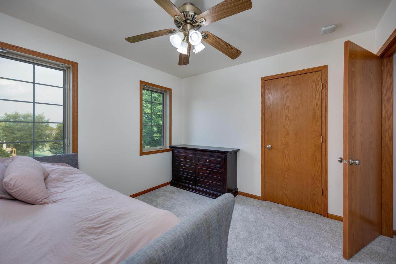 639 Meadow Trace, Deerfield, WI 53531