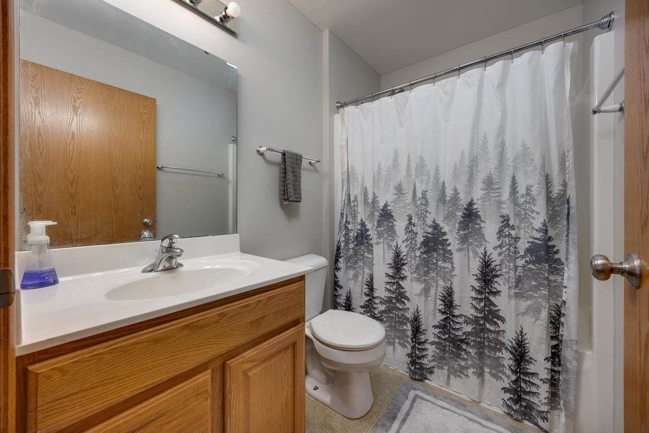 639 Meadow Trace, Deerfield, WI 53531