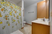 639 Meadow Trace, Deerfield, WI 53531