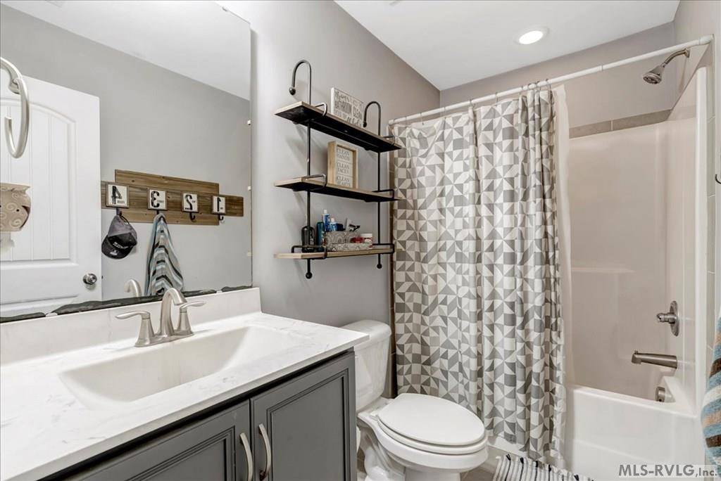 3828 Saint Lucy Dr, Franklinton, NC 27525