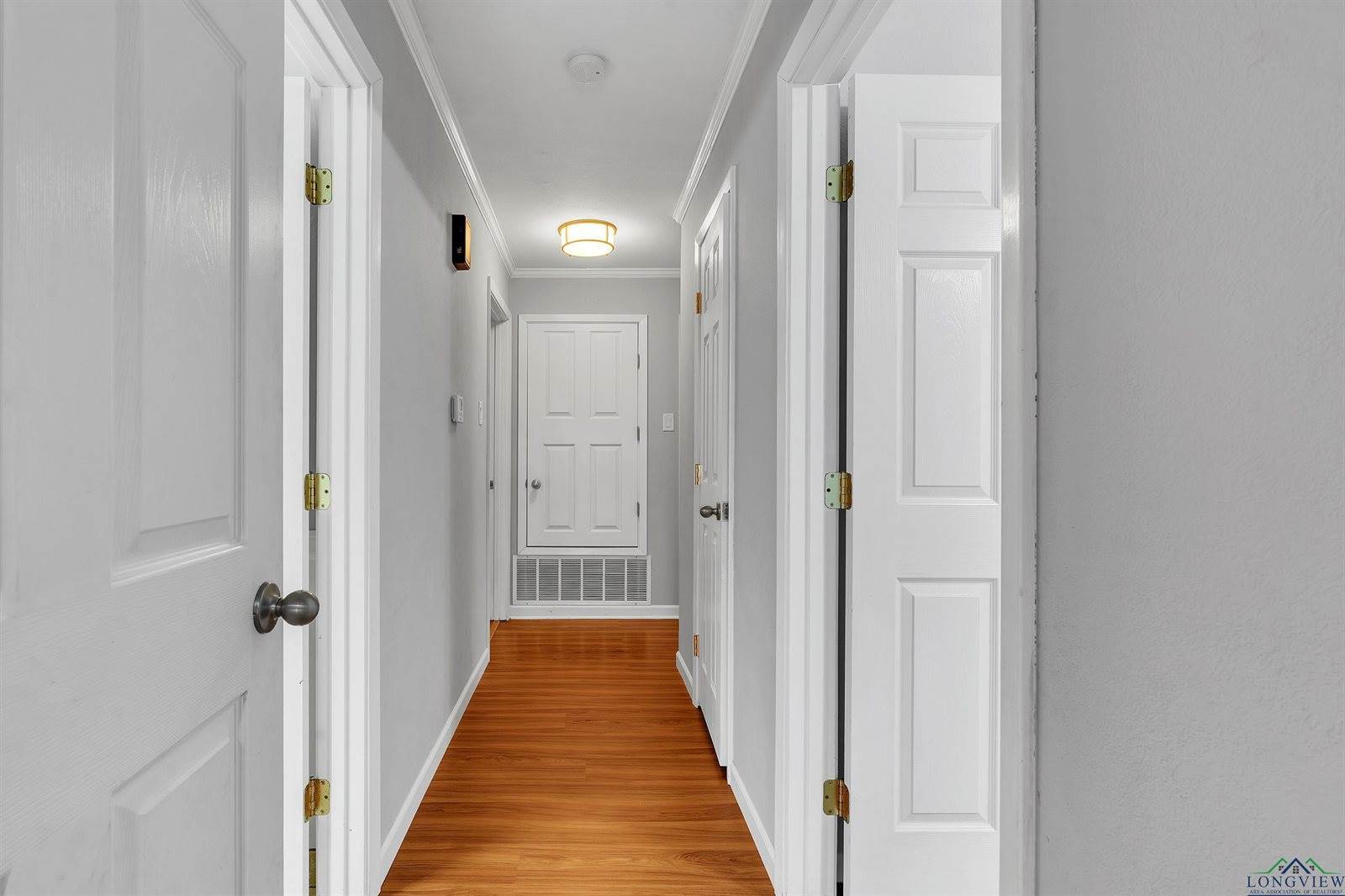 606 Loraine Court, Longview, TX 75604