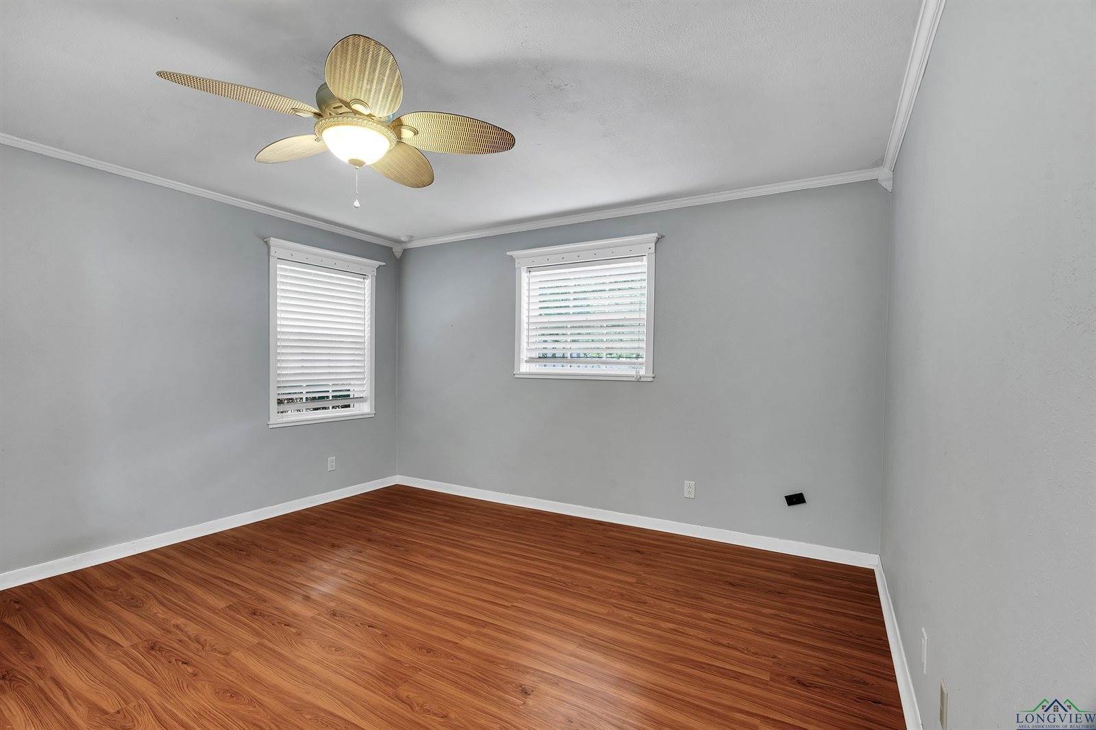 606 Loraine Court, Longview, TX 75604