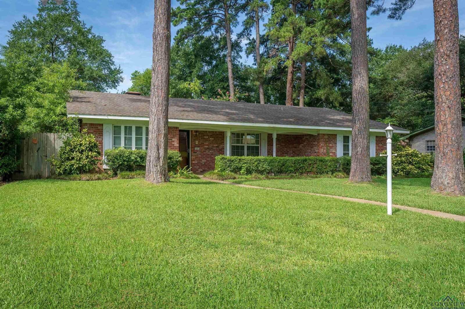 606 Loraine Court, Longview, TX 75604