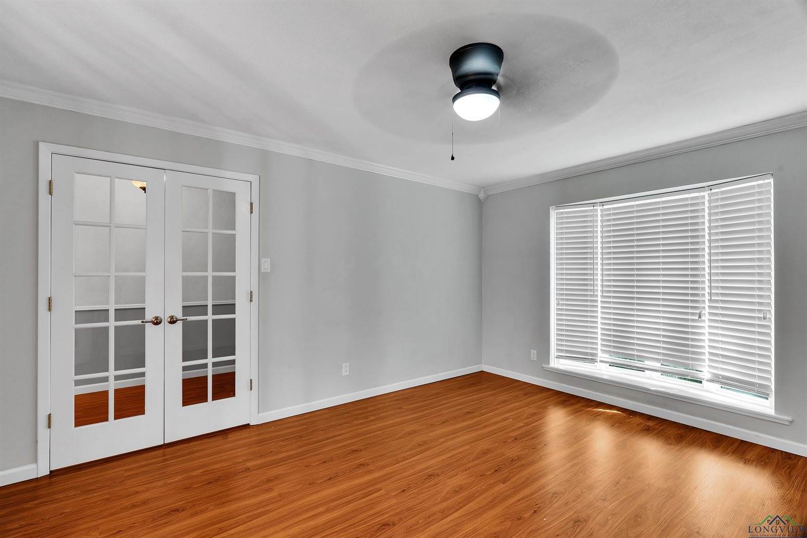 606 Loraine Court, Longview, TX 75604