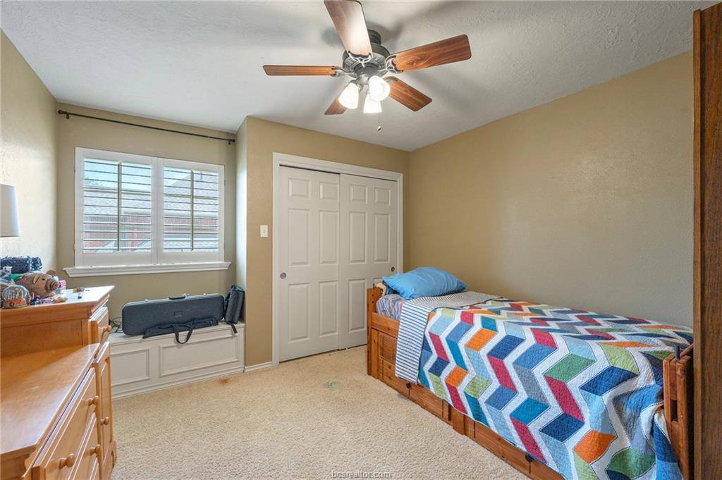 4719 Hunington Drive, Bryan, TX 77802