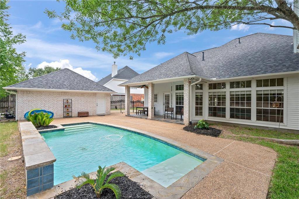 4719 Hunington Drive, Bryan, TX 77802