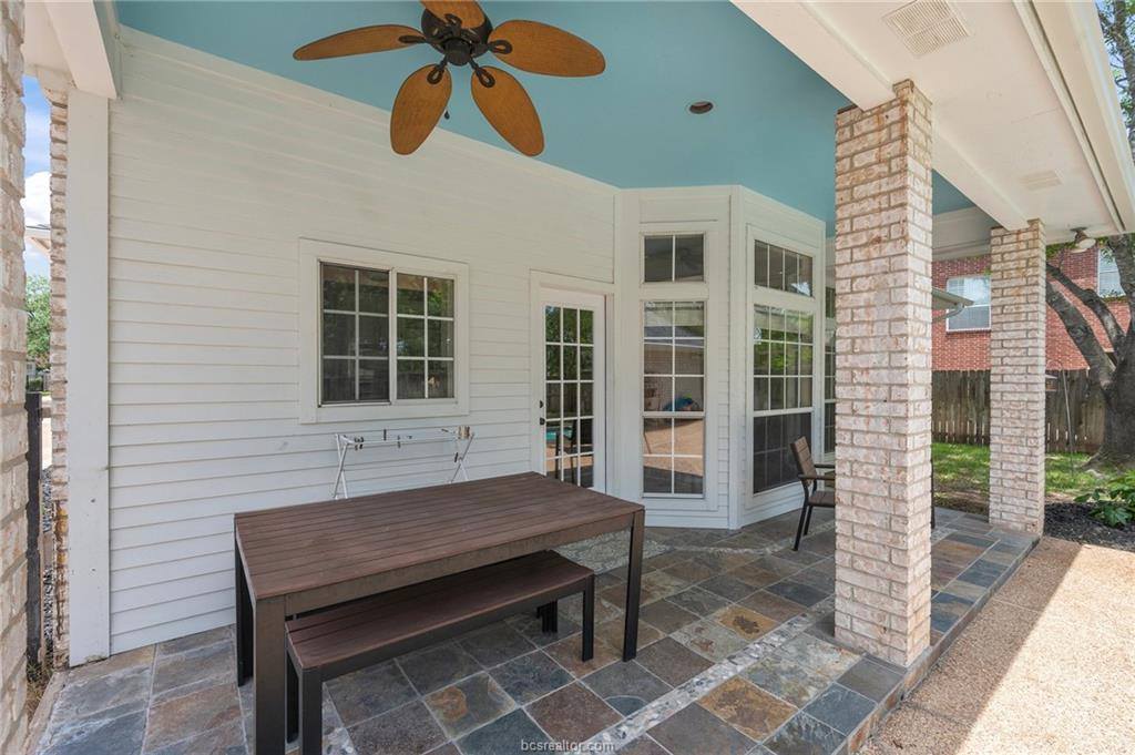 4719 Hunington Drive, Bryan, TX 77802